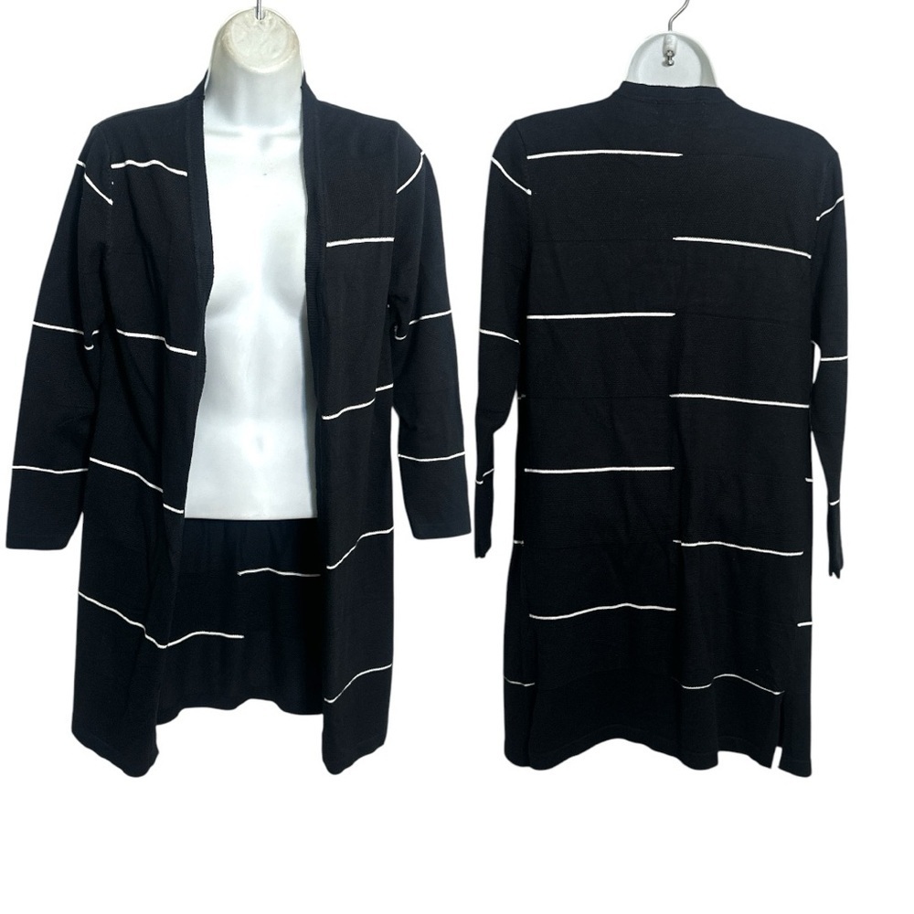 Suzane Betro Black and White Striped Women's Sweater